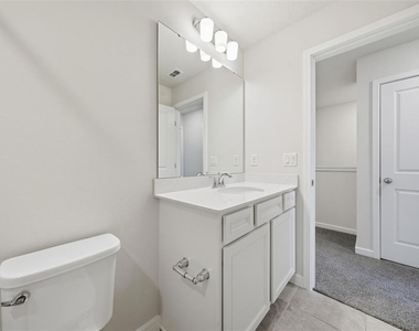 5586 Pineland Run - Photo Thumbnail 21