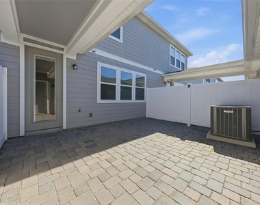 5586 Pineland Run - Photo Thumbnail 30