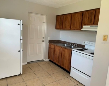 38731 Alston Avenue - Photo Thumbnail 17