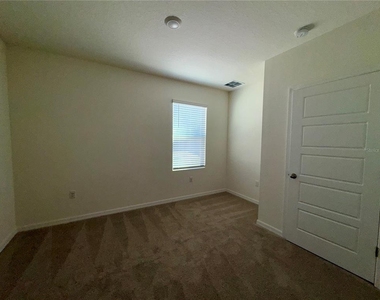 2488 Ribbon Fall Avenue - Photo Thumbnail 20