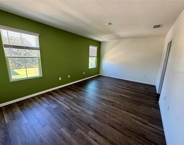 2488 Ribbon Fall Avenue - Photo Thumbnail 5