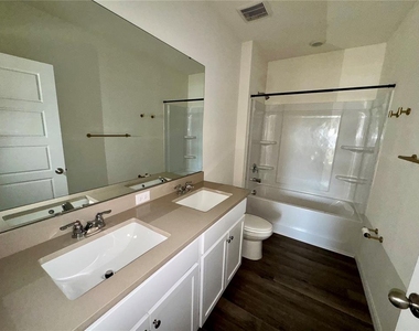 2488 Ribbon Fall Avenue - Photo Thumbnail 13