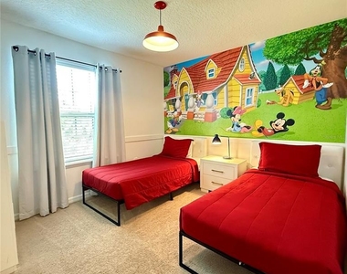 2414 Dubai Street - Photo Thumbnail 21