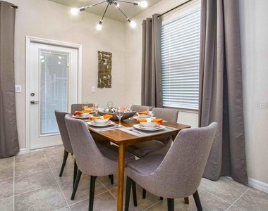 2414 Dubai Street - Photo Thumbnail 10