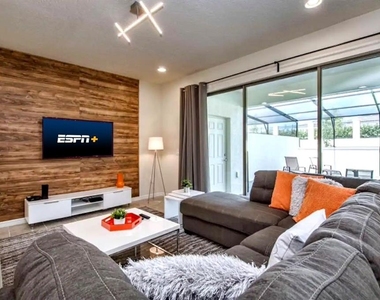 2414 Dubai Street - Photo Thumbnail 7