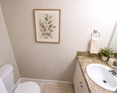 630 Sw 10th Lane - Photo Thumbnail 4