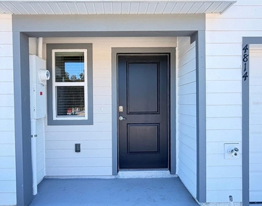 4814 Sw 69th Street - Photo Thumbnail 1