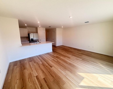 4814 Sw 69th Street - Photo Thumbnail 9