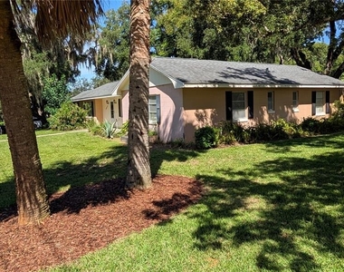 2469 Broadvue Avenue - Photo Thumbnail 2
