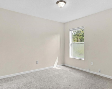 6 Plateau Place - Photo Thumbnail 27