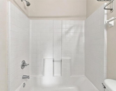 6 Plateau Place - Photo Thumbnail 25