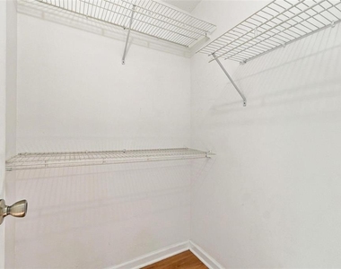 6 Plateau Place - Photo Thumbnail 23