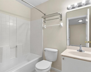 6 Plateau Place - Photo Thumbnail 24
