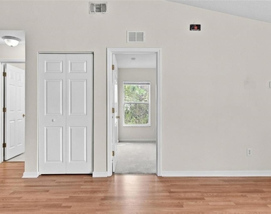 6 Plateau Place - Photo Thumbnail 31