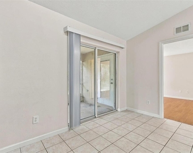 6 Plateau Place - Photo Thumbnail 12