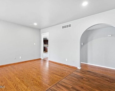 17001 Darrington Road - Photo Thumbnail 30