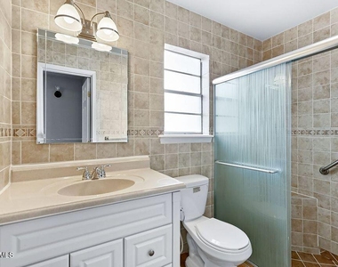 17001 Darrington Road - Photo Thumbnail 25