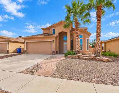 14308 Woods Point Avenue - Photo Thumbnail 2
