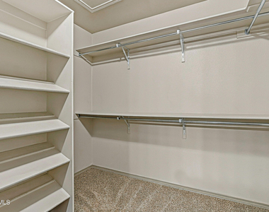14308 Woods Point Avenue - Photo Thumbnail 3
