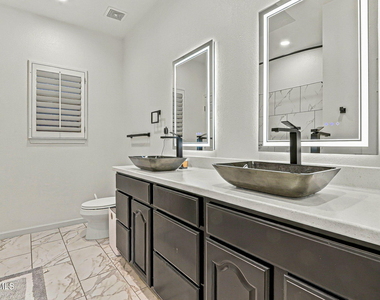 6745 Pearl Ridge Drive - Photo Thumbnail 24