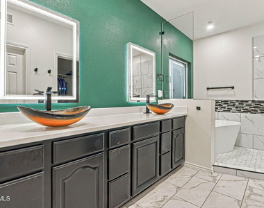 6745 Pearl Ridge Drive - Photo Thumbnail 19