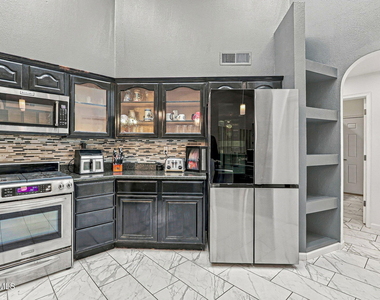 6745 Pearl Ridge Drive - Photo Thumbnail 11