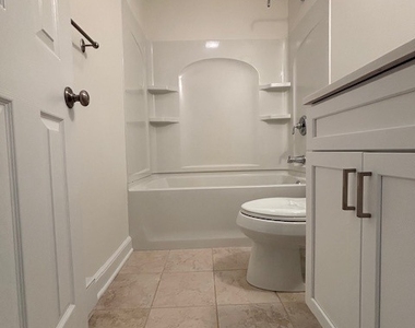 3 Union Park - Photo Thumbnail 13