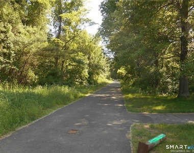 239 Old Farms Road - Photo Thumbnail 14
