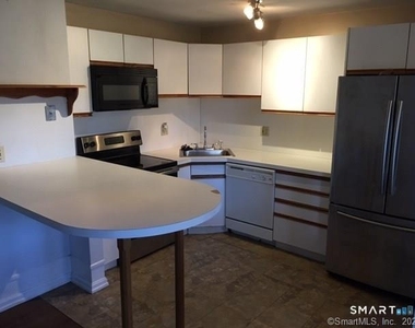 239 Old Farms Road - Photo Thumbnail 8