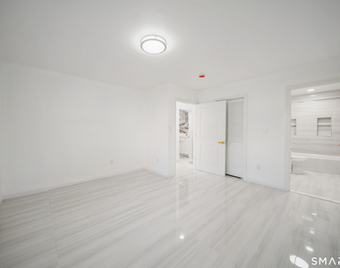 1660 Reservoir Avenue - Photo Thumbnail 19