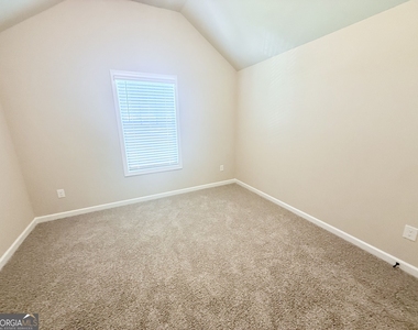145 Hounds Way - Photo Thumbnail 18