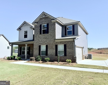 145 Hounds Way - Photo Thumbnail 2