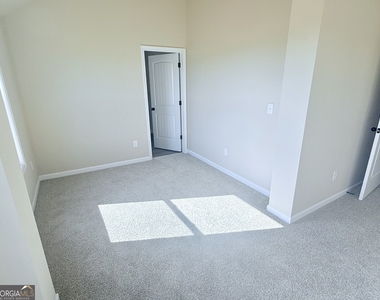 145 Hounds Way - Photo Thumbnail 15