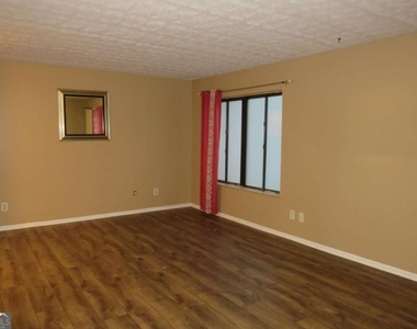 22 Fairview Drive - Photo Thumbnail 10