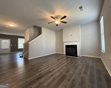 209 Mcginnis Circle - Photo Thumbnail 7
