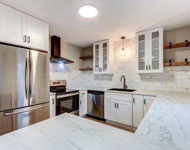 48 Clark Street - Photo Thumbnail 7