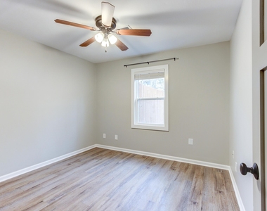 48 Clark Street - Photo Thumbnail 19