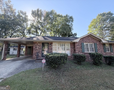 3053 Menlo Park Drive - Photo Thumbnail 1