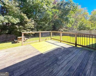 3020 Stanstead Circle - Photo Thumbnail 10
