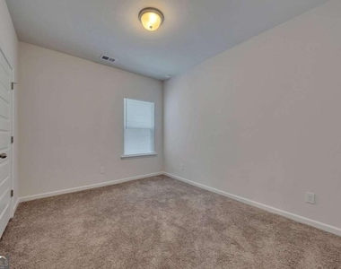 350 Cranston Drive - Photo Thumbnail 20