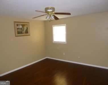 2575 Fox Hall Lane S - Photo Thumbnail 11