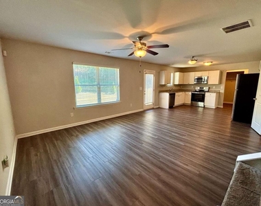 321 Nutwood Trace - Photo Thumbnail 4