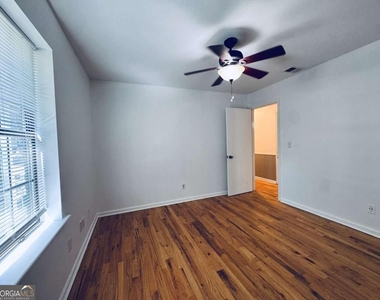 3715 Martin Farm Road - Photo Thumbnail 15