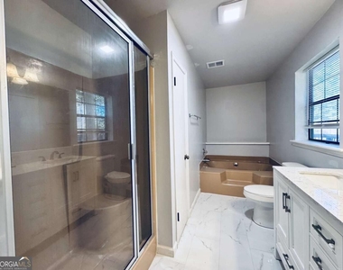 3715 Martin Farm Road - Photo Thumbnail 19