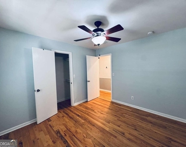 3715 Martin Farm Road - Photo Thumbnail 9