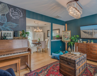 417 Bay Way - Photo Thumbnail 2