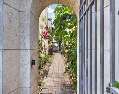 6539 Nw 128th Way - Photo Thumbnail 2