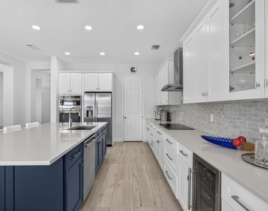 6539 Nw 128th Way - Photo Thumbnail 13