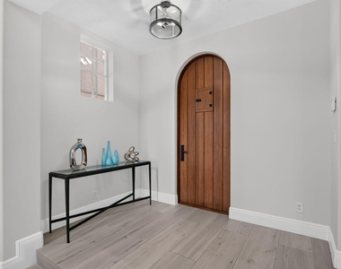 6539 Nw 128th Way - Photo Thumbnail 4