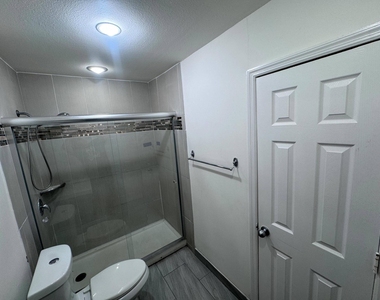 7918 Kimberly Boulevard - Photo Thumbnail 8